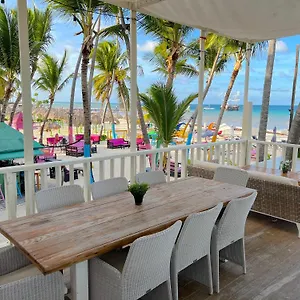 Hotel Vacation Suites With Rooftop Pool, Club, Spa, Restaurants - Playa Corales